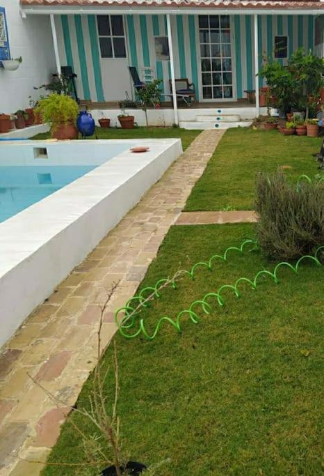 Casa Con Piscina Cerca De Sevilla Carrion de Los Cespedes Kültér fotó