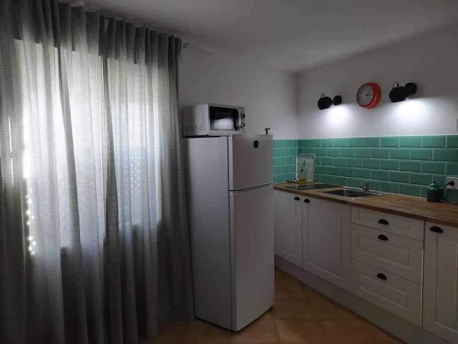 Casa Con Piscina Cerca De Sevilla Carrion de Los Cespedes Kültér fotó